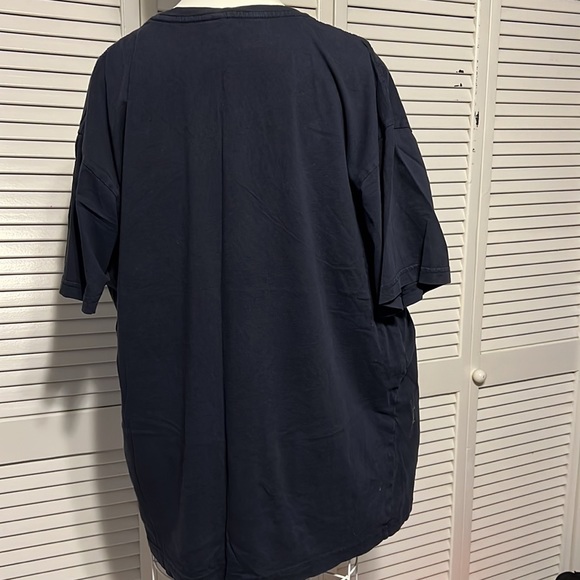 Las Vegas T-Shirt Size XL no holes and a great shirt - Picture 5 of 5